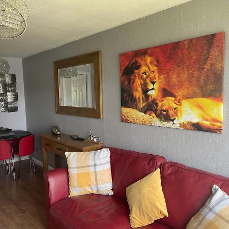 River View Apartment Glasgow Buitenkant foto
