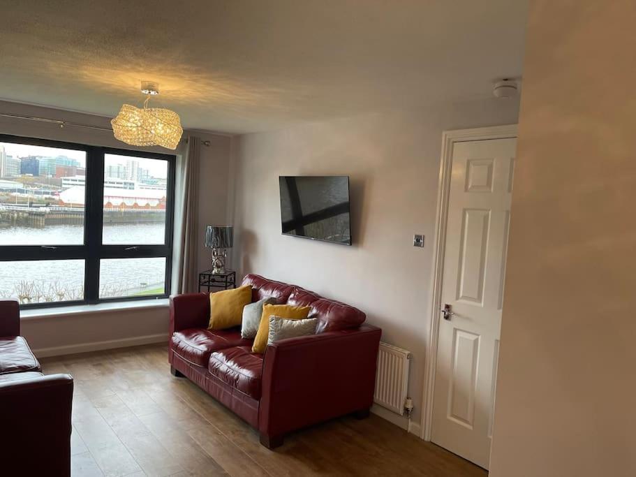 River View Apartment Glasgow Buitenkant foto