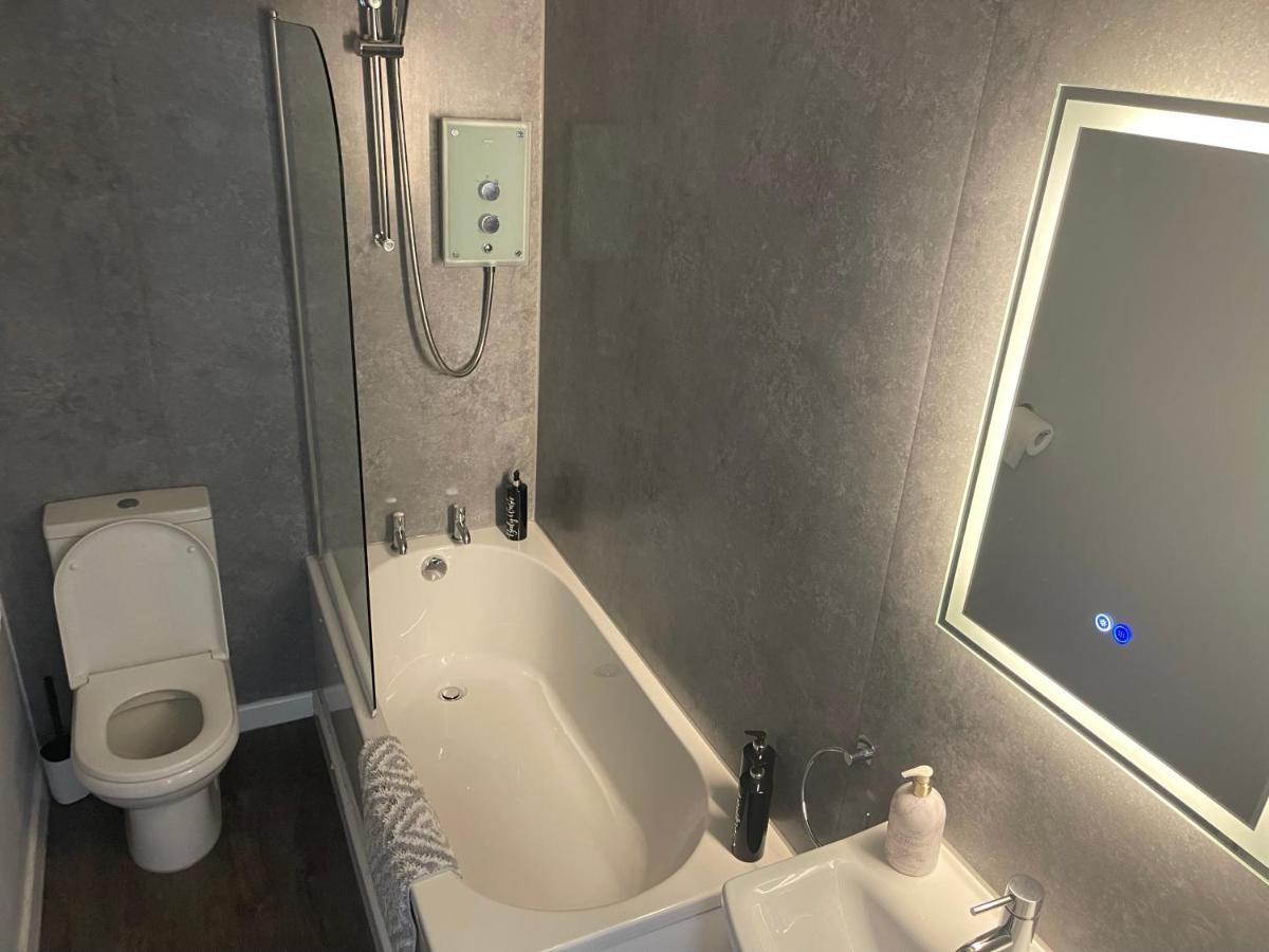 River View Apartment Glasgow Buitenkant foto